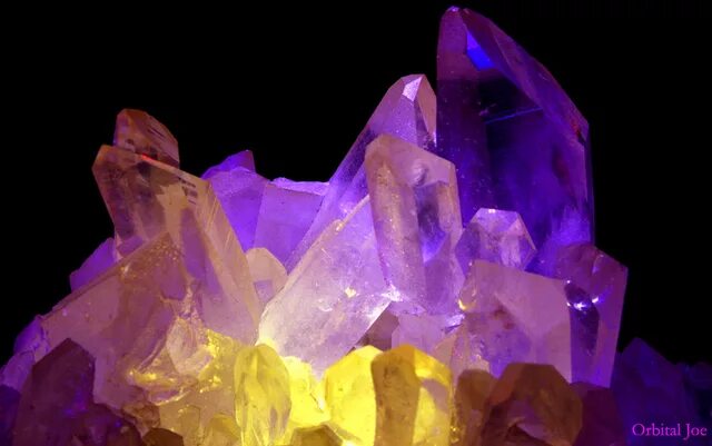 презентация на тему кристаллы. кристаллы. исследовательский проект кристаллы. как открыли кристаллы. как открыли кристаллы.