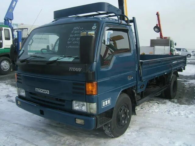 Грузовики бу иркутская область. Mazda Titan 1998. Мазда Титан двухкабинник. Mazda Titan 1992 Titan 3т. Мазда Титан 2000т.