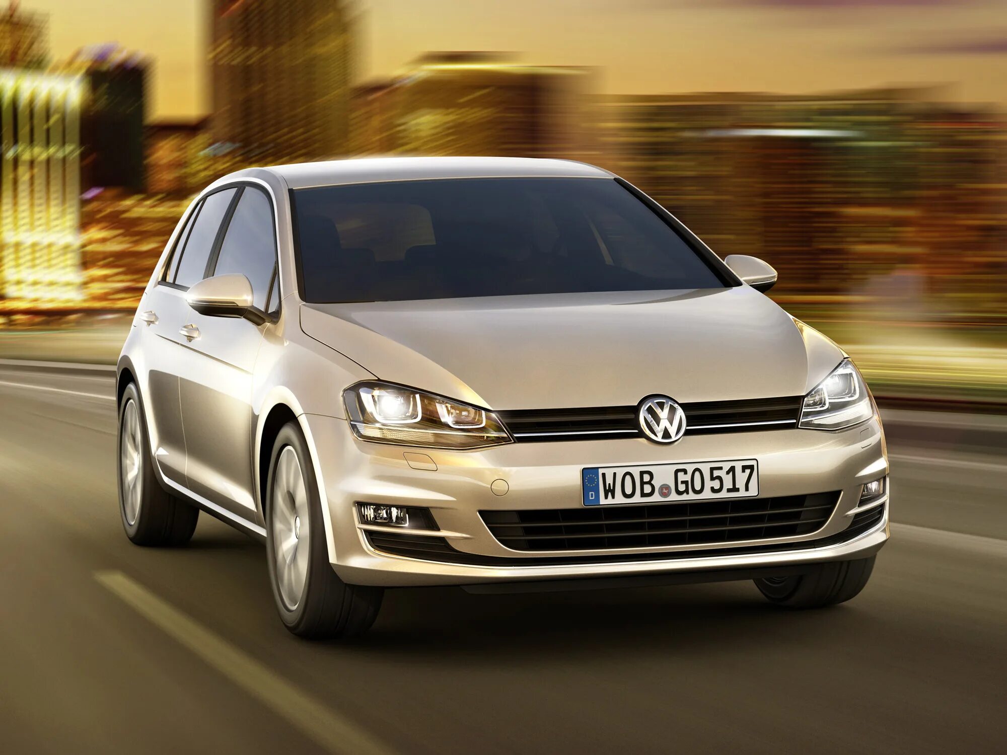 Volkswagen golf 7 поколение. 2 tsi. фольксваген гольф хэтчбек 2012. фольксваген golf vii хэтчбек. Volkswagen 7.