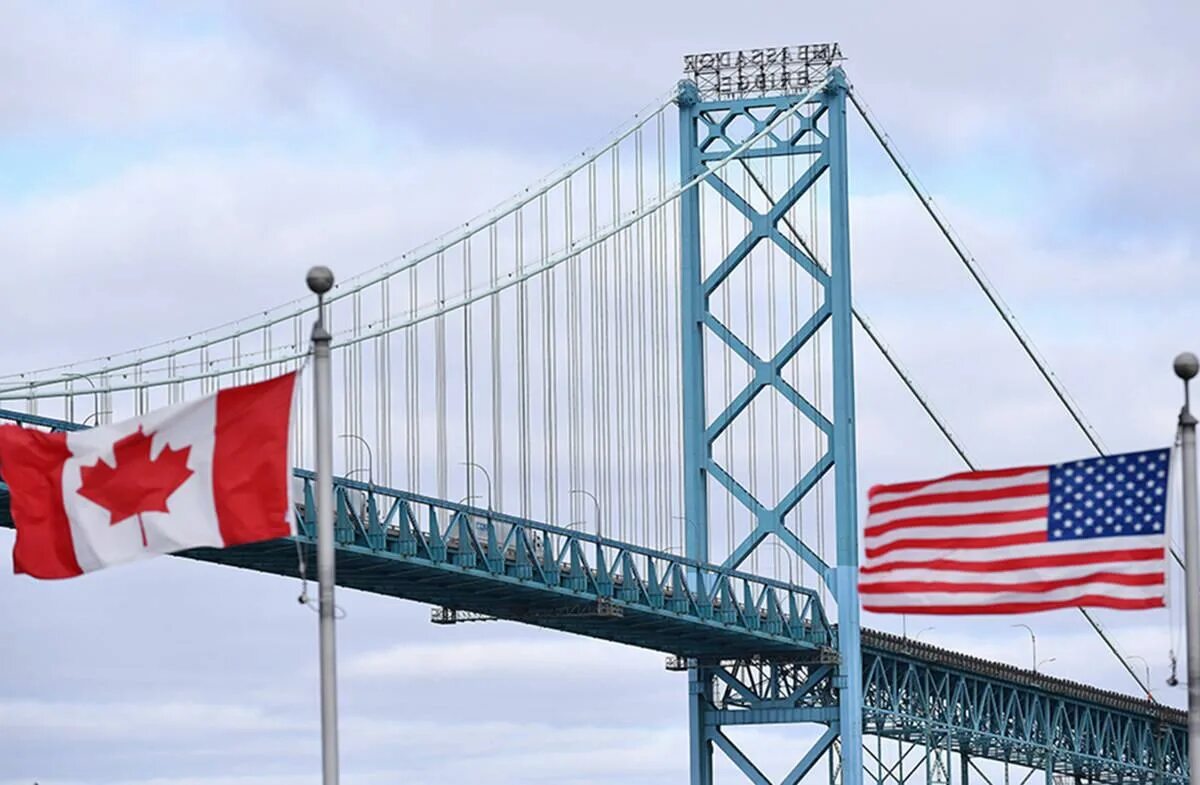 Государственная граница канады. Американо-канадская граница. Граница США И Канады мост. Мост Амбассадор граница. Граница Америки и Канады.