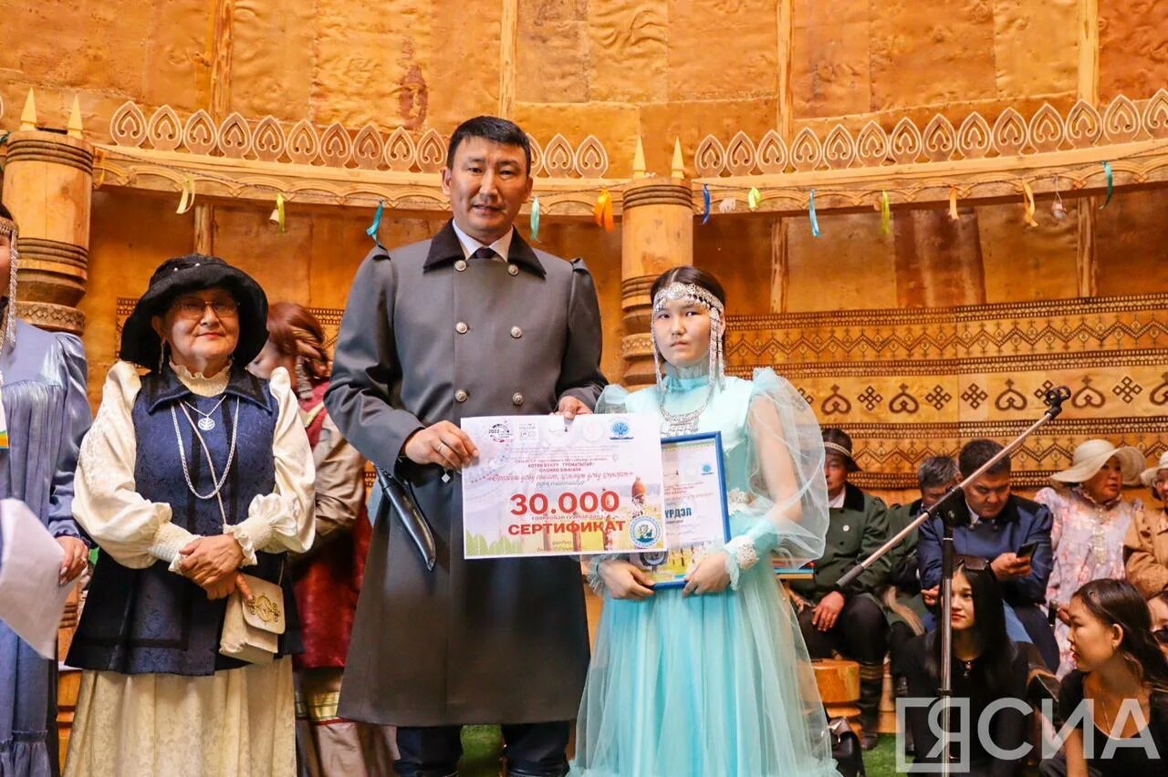 Якутские герои из олонхо. Фестиваль полюс холода в оймяконе. Хорошо на якутском. Айсен николаев ысыах якутия. Хорошо на якутском.