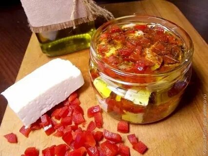 Маринованный острый сыр