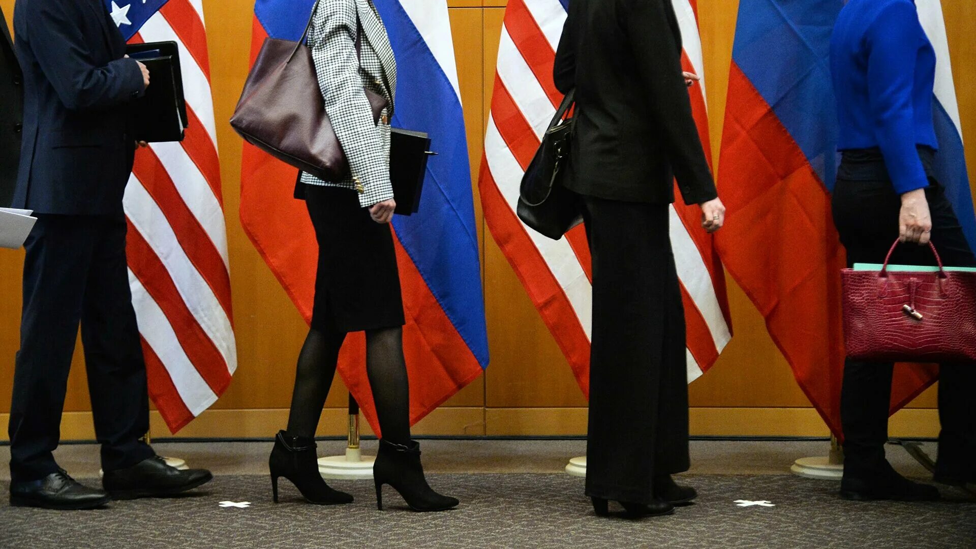 Переговоры в женеве 2022. Зам министра америки. Переговоры в америке. Переговоры сша. Сша договорились.