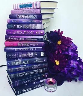 Фиолетовая книжка