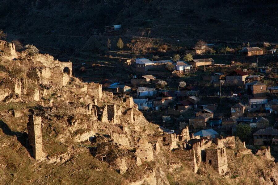 Древние сели. Село Кахиб Шамильский район. Аул Кахиб Дагестан. Аул старый Кахиб Дагестан. Древний Кахиб Дагестан.