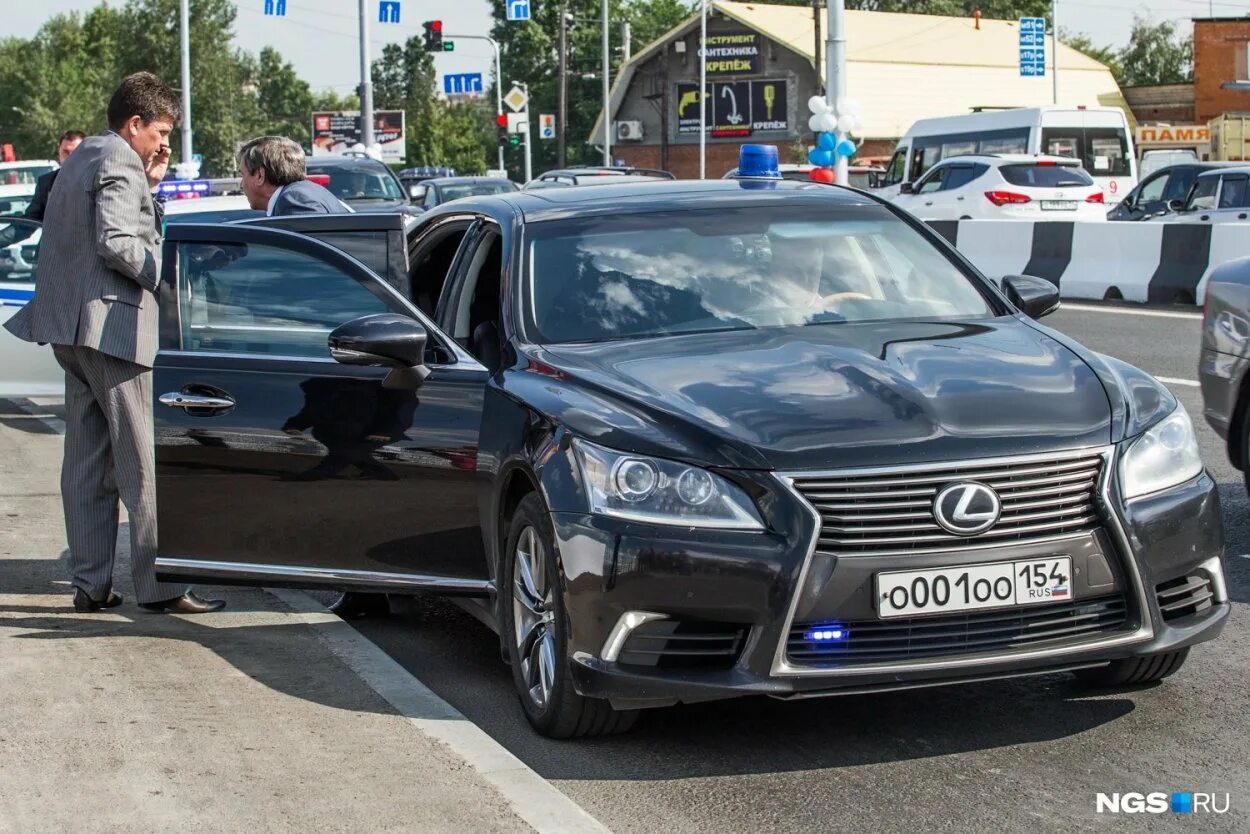 Ауди а6 амр. Номер азарова. Азарова наталья игоревна. Дмитрий игоревич азаров. Номер азарова.