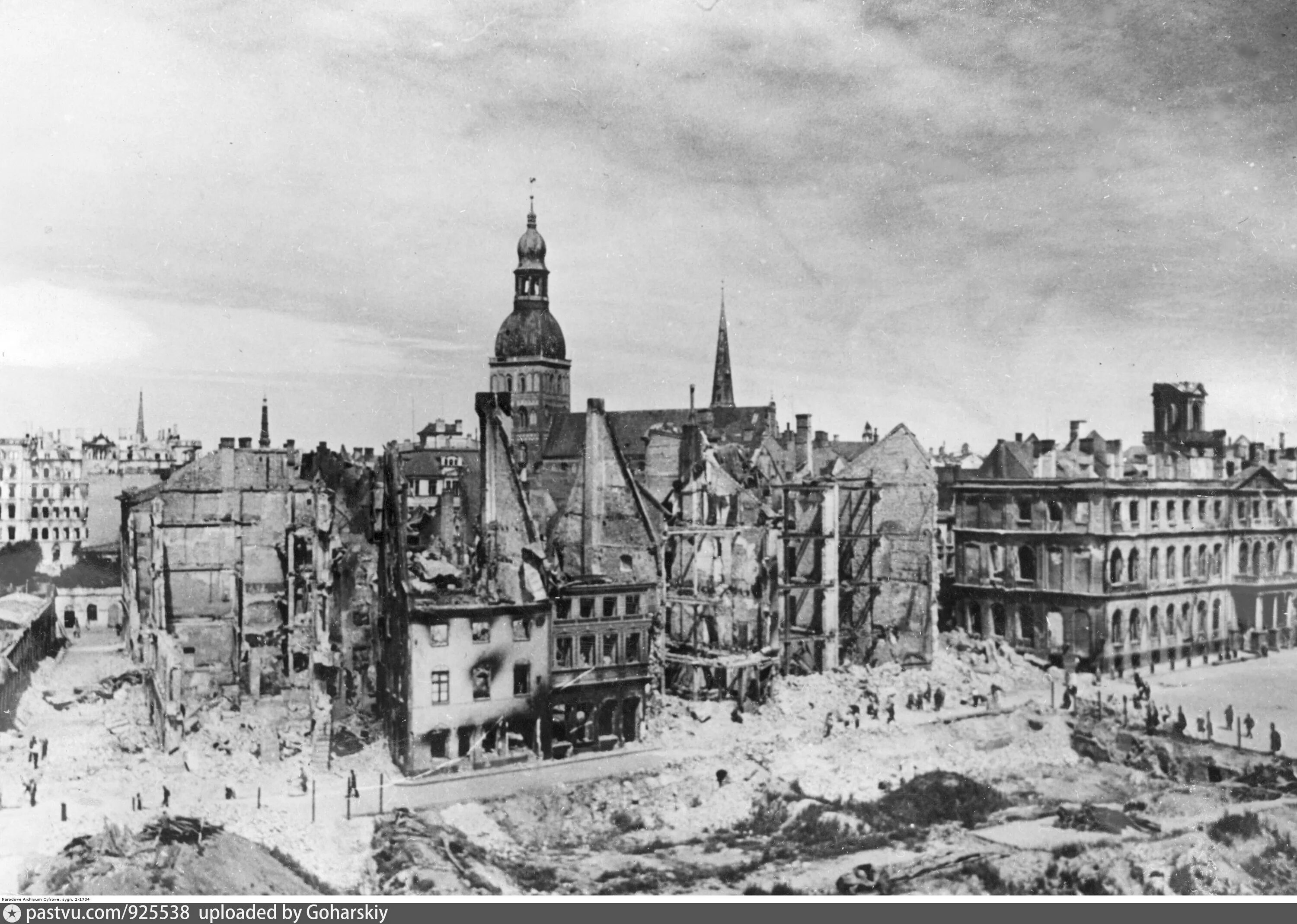 Рига 1941. Немцы в риге 1941. Немецкая рига. Прибалтика 1917. Латвия 1943 немцы.