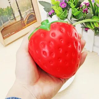 Игрушка клубника