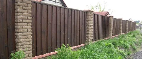 Скошенный забор