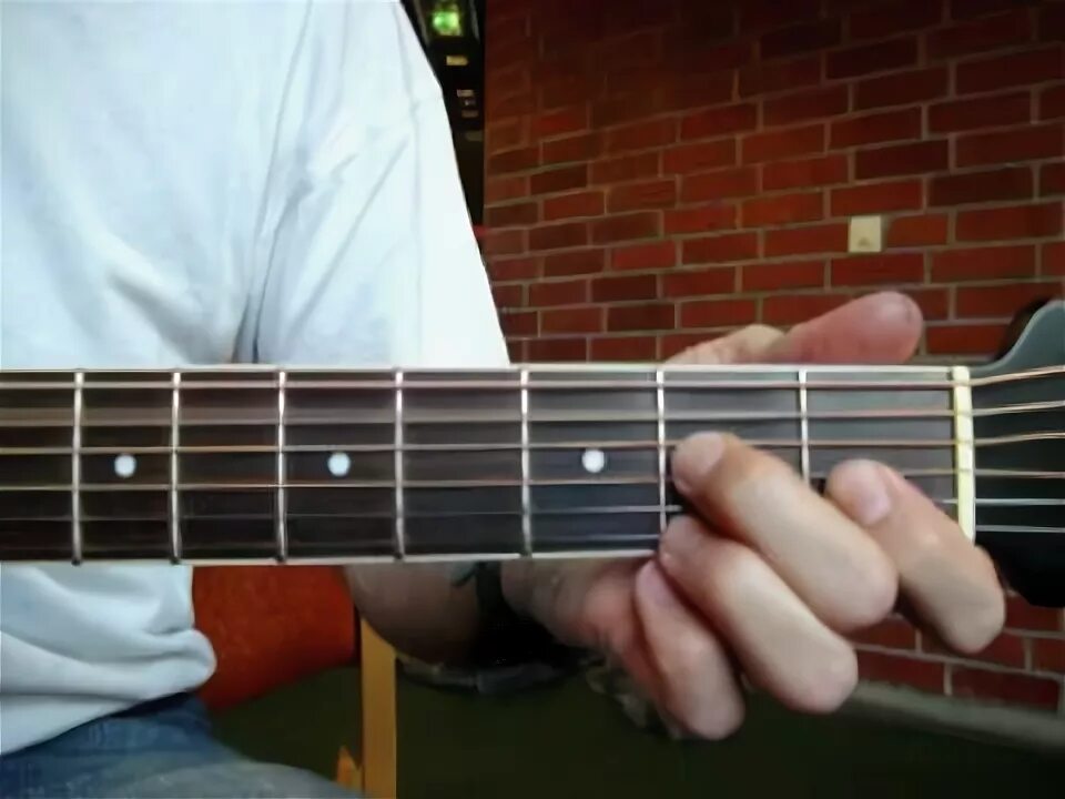 Прогулка розенбаум аккорды. Камикадзе розенбаум разбор. подпись розенбаума на гитаре фото. бой розенбаума.