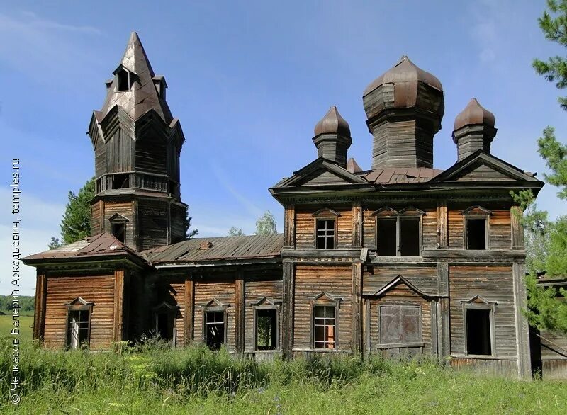 Заброшенные деревни пермского края. Пермский край, Коми-Пермяцкий округ, Гайнский район, село монастырь. Церковь Николая Чудотворца Гайны. Деревня монастырь Гайны. Деревянный храм зодчества Марий Эл.