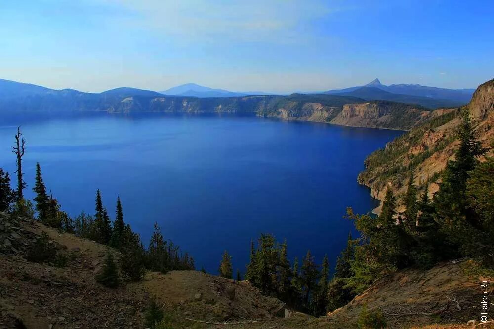 Какое самое глубокое озеро европы. Кратерное озеро сосны. Самое глубокое озеро в мире. Озеро глубокое. Самое глубокое озеро в России.