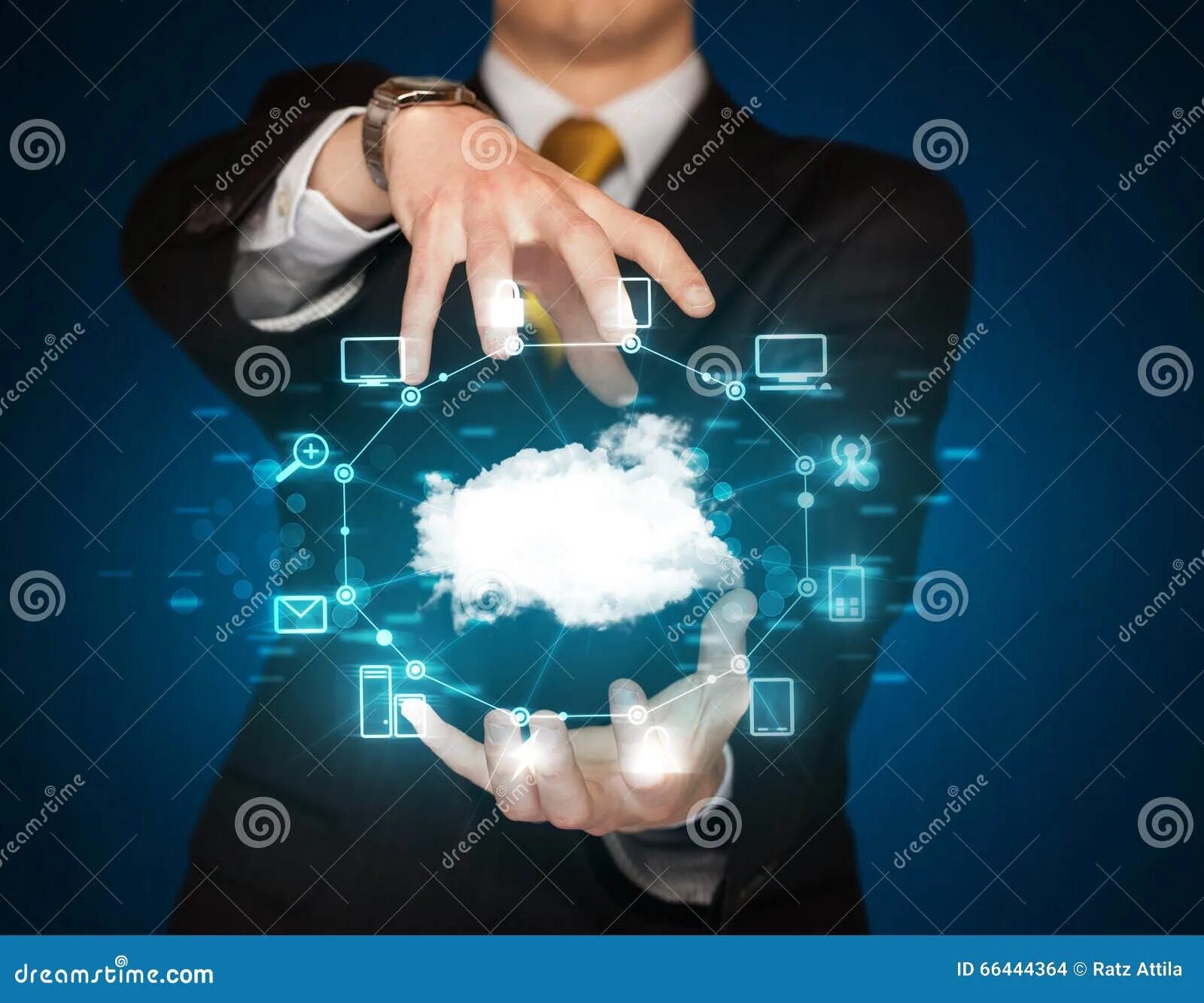 Цифровые технологии в деловых коммуникациях. Цифровые коммуникации. Цифровизация спокойствие. Digital holding. Добровольная цифровизация.