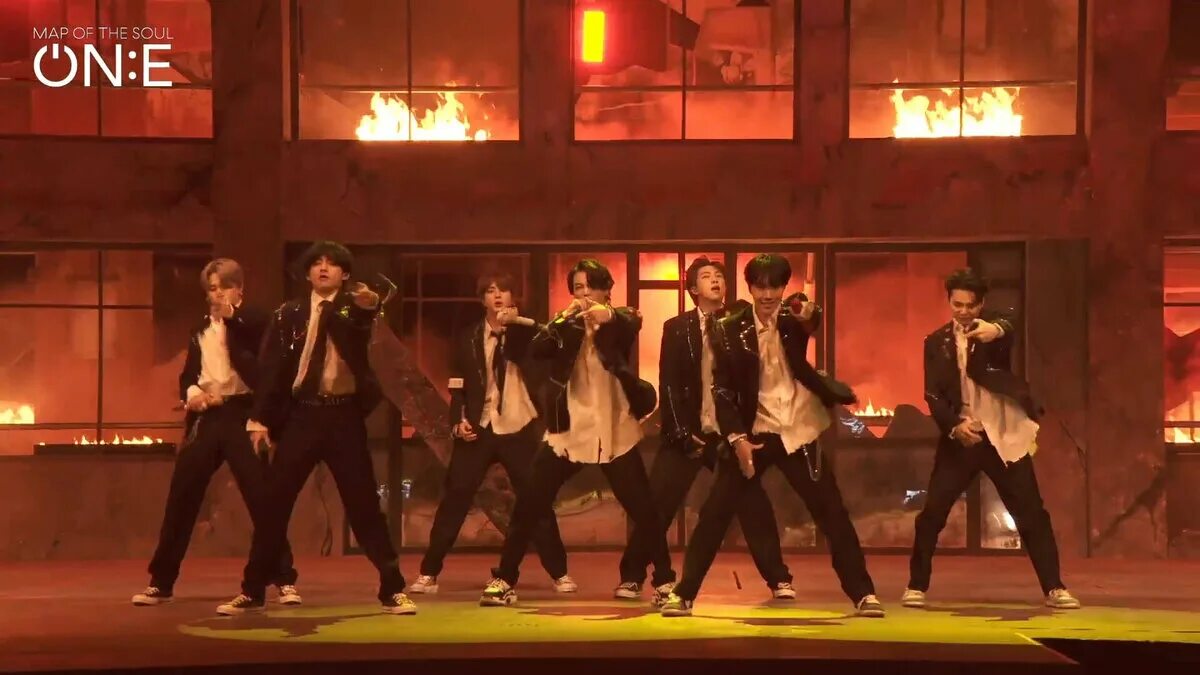 Октябрь bts. Лос анджелес концерт бтс 2025. концерт bts map of the soul on:e. bts concert 2025 jimin. bts map of the soul концерт.
