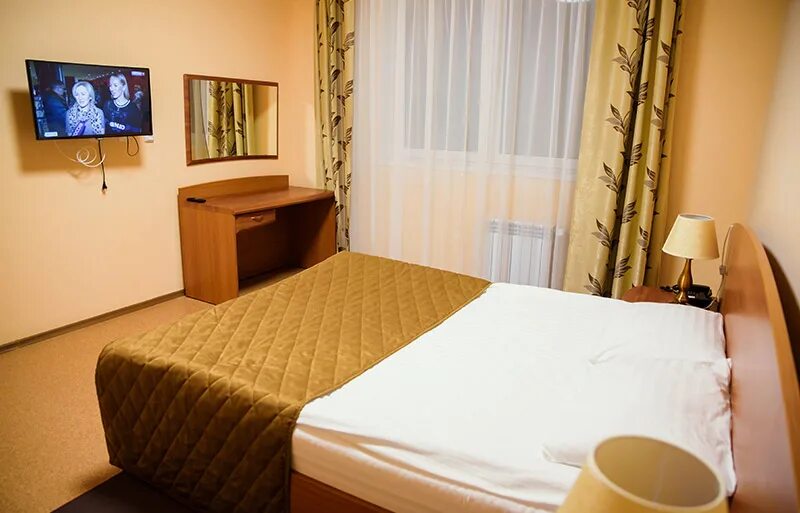 город мирный отель азимут. энергия гостиница. гостиница азимут в мирном якутия. гостиница заря мирный. отель кристи евпатория.