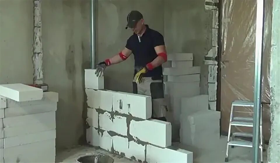 Пгп блоки 100мм. Кладка из газобетонных блоков. Газобетонные блоки "инси-блоки", 625x100x250. Пеноблок стройка. Тонкошовная кладка ytong.