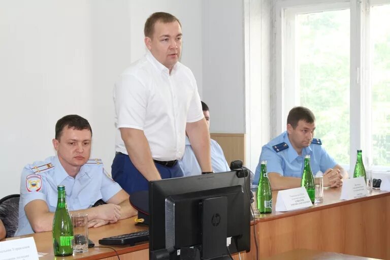 Оп 3 г саратова. 3 отдел полиции энгельс начальник. Оп 3 г саратова. Оп 3 г саратова. Оп 3 г саратова.