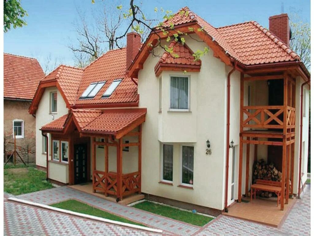 Дома в польше. Желтые дома в польше. Домик в польше 2 красных. Дом в польском стиле. Летний домик польша.