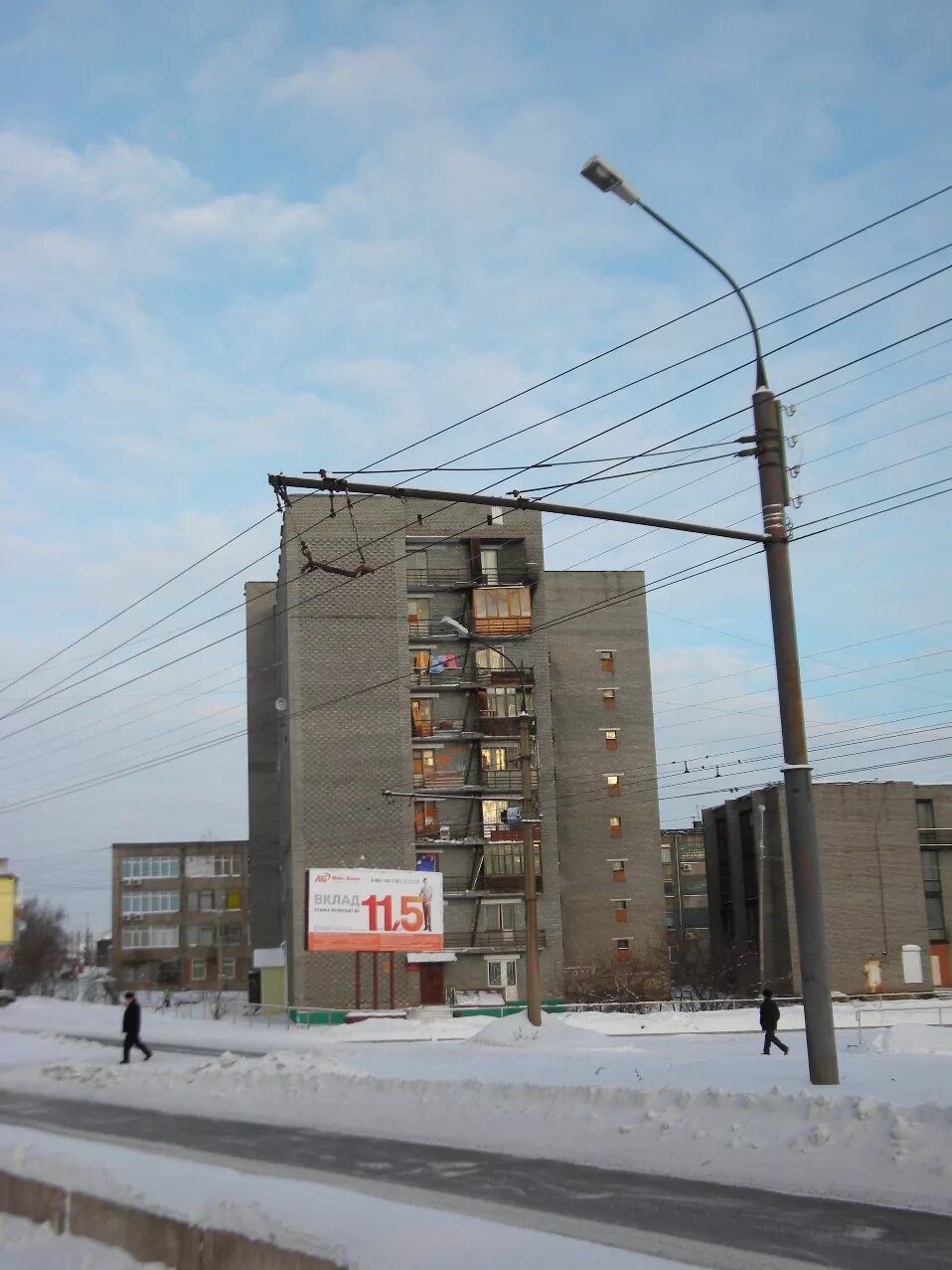 Южная 109 братск. Братск магазин автолада. Город братск южная 20 деловой центр. Южная 14 братск. Южная 20 братск.