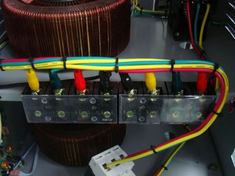 Не горит стабилизатор. Ac automatic voltage regulator. стабилизатор hv ac automatic voltage regulator tmh 50-10kva. voltage regulator toyota 2014. ac automatic voltage regulator cvc 10.