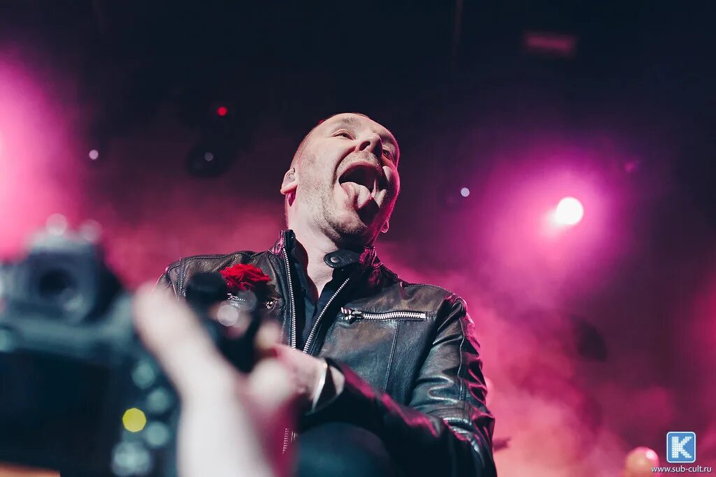 Poets of the fall слушать. Группа poets of the Fall. Poets of the Fall вокалист. Poets of the Fall концерт. Poets of the Fall фото.