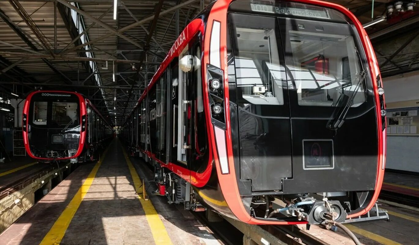 Метропоезд москва 2020. Вагон метро москва 2020 81-775. Вагон москва 2020. Самые новые поезда метро. Самые новые поезда метро.