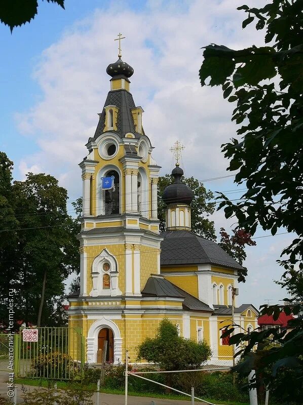 архангельское тюриково храм. архангельское-тюриково усадьба. усадьба архангельское-тюриково церковь. храм успения в тюриково. храм успения в архангельском-тюрикове.