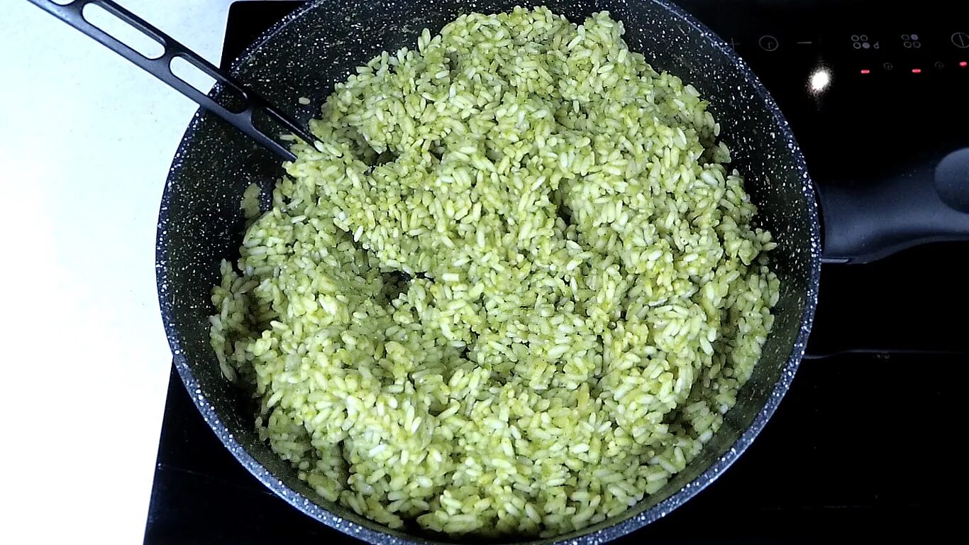 Зеленый рис. Рис green. Рис зеленого цвета. Зеленый рис. Рис green.