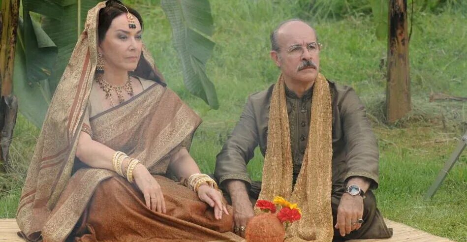 Viel Glück ! (con imágenes) India, Novelas, Historia de amor