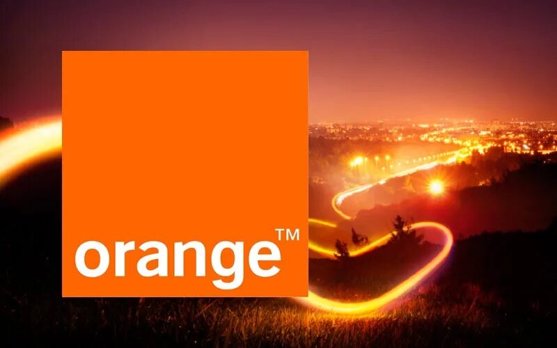 One is orange. Интернет оранжевый. orange moldova. orange телеком. orange moldova love.