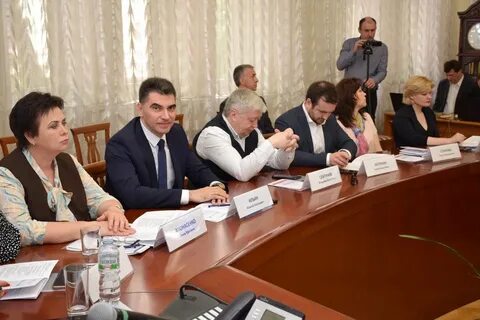 Общественные консультации