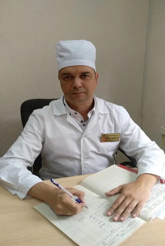Главврач железногорск. Горкавенко доктор железногорск. железногорск курская обл инфекционист. леухин дерматолог железногорск курская область.