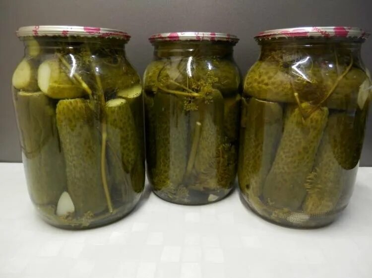 Салат из огурцов на зиму без стерилизации. Огурцы без стерилизации. Огурцов на зиму без. Салат из огурцов нежинский без стерилизации. Огурцы на зиму.