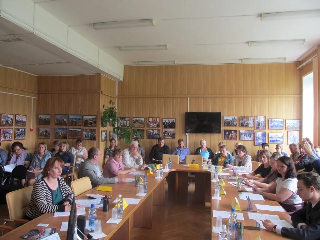 Сельские зори новодугино. Магазины с. Погода в новодугино смоленской на неделю. Администрация новодугинского района. Погода в новодугино смоленской на неделю.