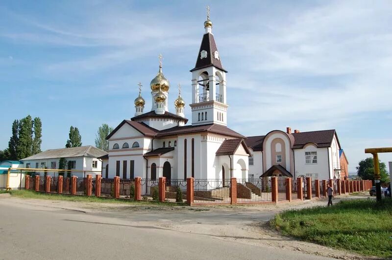 Станица Голубицкая храм. Пантелеймоновская Церковь Голубицкая. Голубицкая Эстейт винодельня. Усадьба Голубицкая.