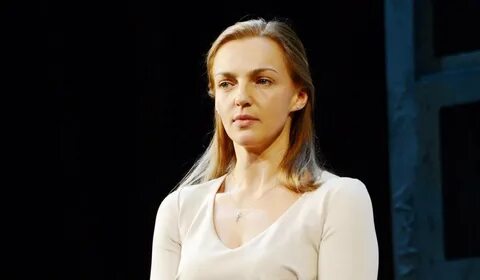 Shafqatsiz Osiyo pornosini tomosha qiling