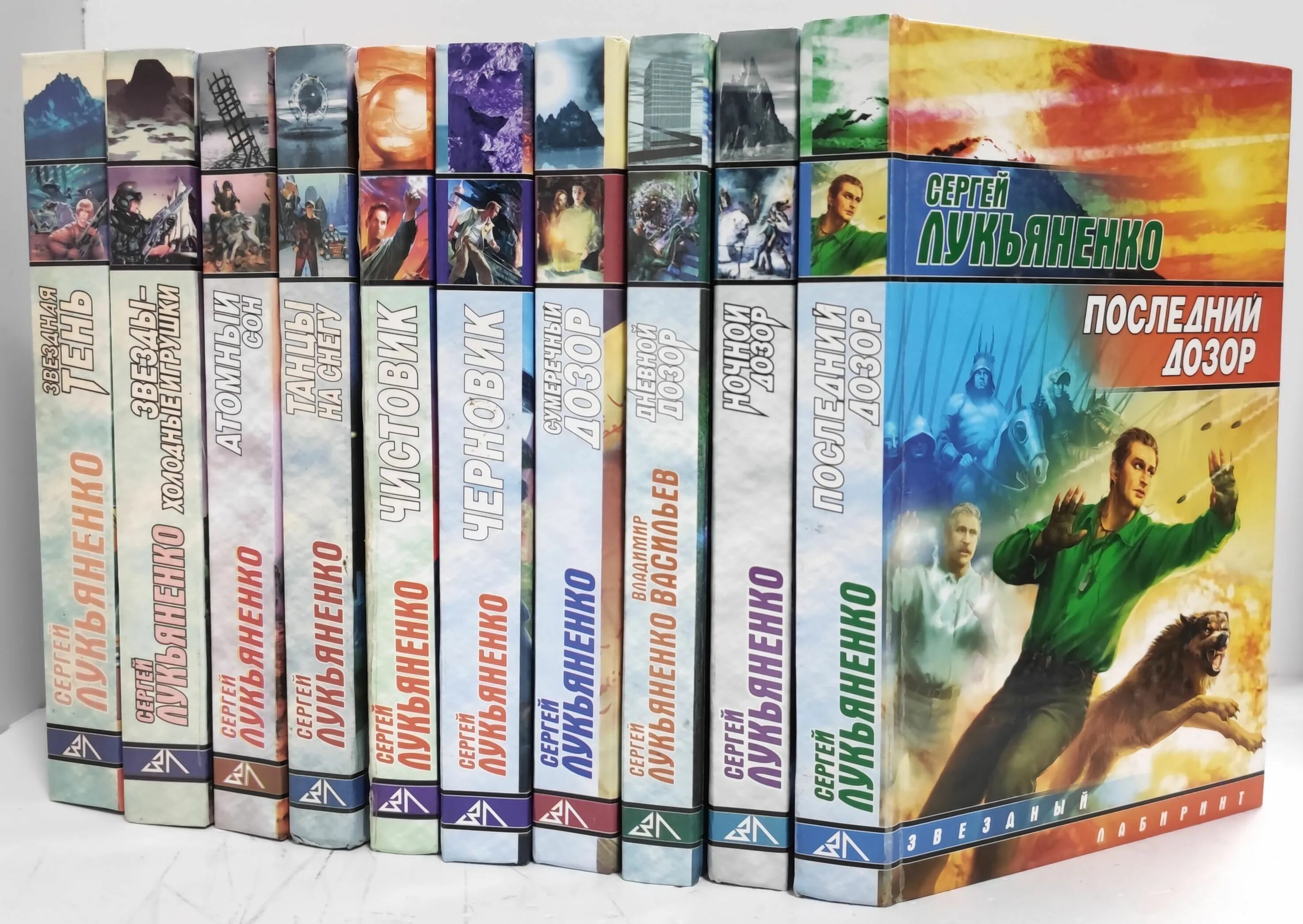 Forgotten realms книги. Лукьяненко книги по рейтингу. Измененные книги по порядку. Измененные книги по порядку. Книги по ассасину.