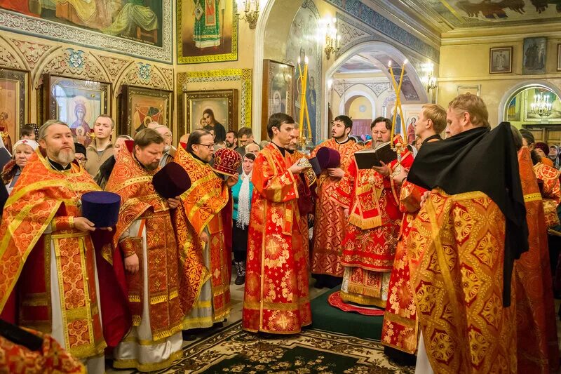 свято михайловский собор ижевск. расписание службы в троицком храме ижевска2023г. детская литургия. богослужения в троицком храме ижевска. хоры в храме.