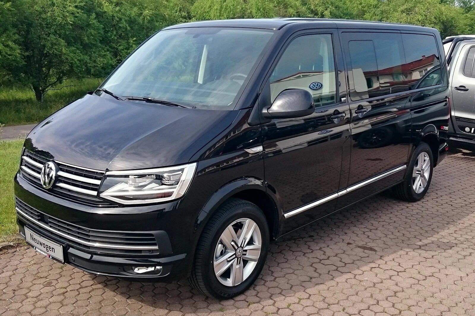 Фольксваген транспортер мультивен. Volkswagen multivan t6 black. volkswagen transporter (t6) мультивен. фольксваген иульитивэн т6. volkswagen multivan t6 черный.