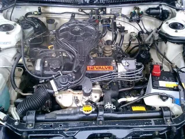 Двигатель toyota 2 e. Двигатель 2е тойота. двигатель 2е тойота королла. двигатель тойота королла 1.3 2е. двигатель 2е тойота королла е90.
