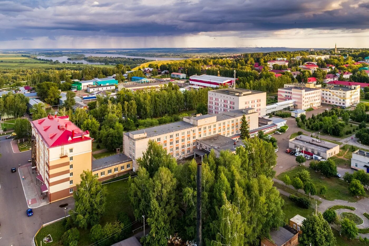 В каком городе находится елабуга. Елабуга центр города. Елабуга Татарстан. Елабуга современная. Елабуга новый город.