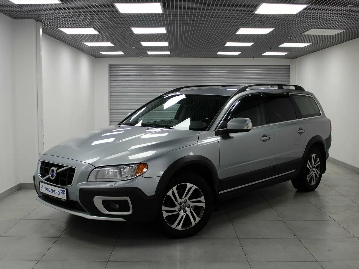 Volvo xc70 поколения. Вольво xc70 2012. Volvo xc70 2012 года. Вольво универсал хс70 2012. Volvo xc70 2012 Grey.