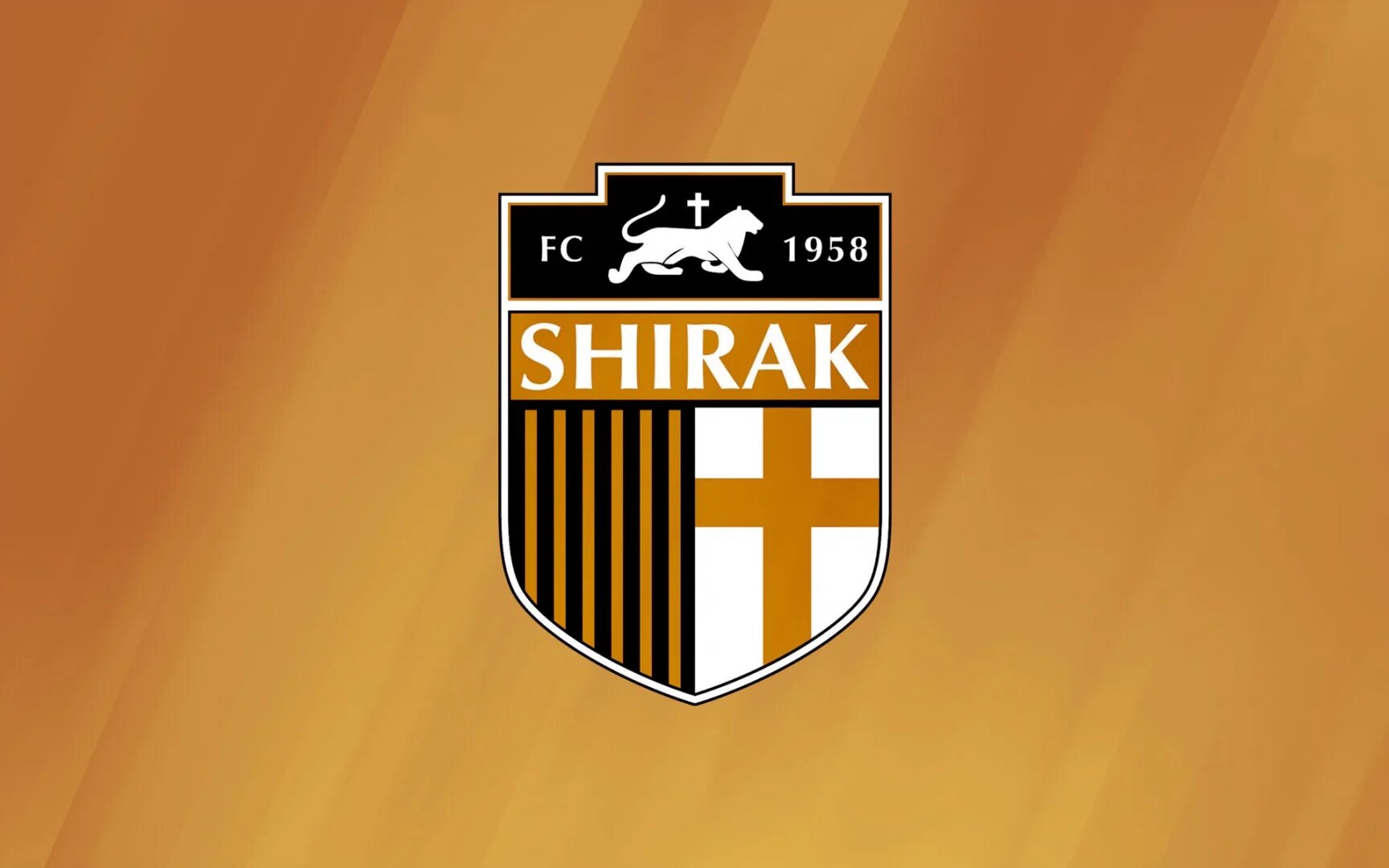 Фк ширак гюмри стадион. Футбол ширак. Shirak fc. Футбол фото. Футбол ширак.