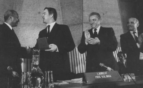 Апрель 1954 год