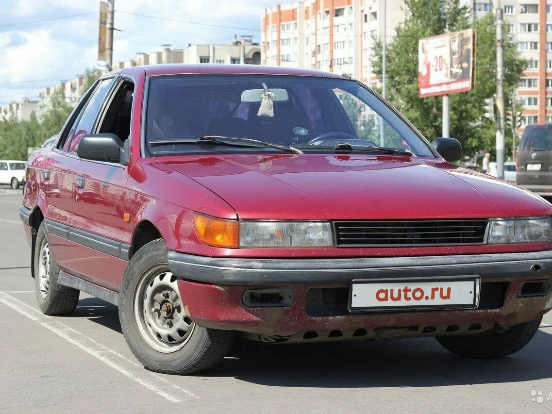 Митсубиси 1990. Mitsubishi Lancer 1990 1.5. Mitsubishi Lancer 1990. Mitsubishi Lancer 5 1990. Мицубиси Лансер 1990.