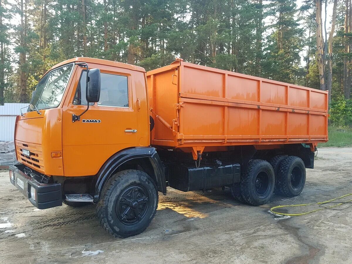 Авито самосвал сельхозник. Камаз 55102 сельхозник. камаз 55102 сельхозвариант. камаз 55102 самосвал сельхозник. камаз 55102 сельхозник оранжевый.