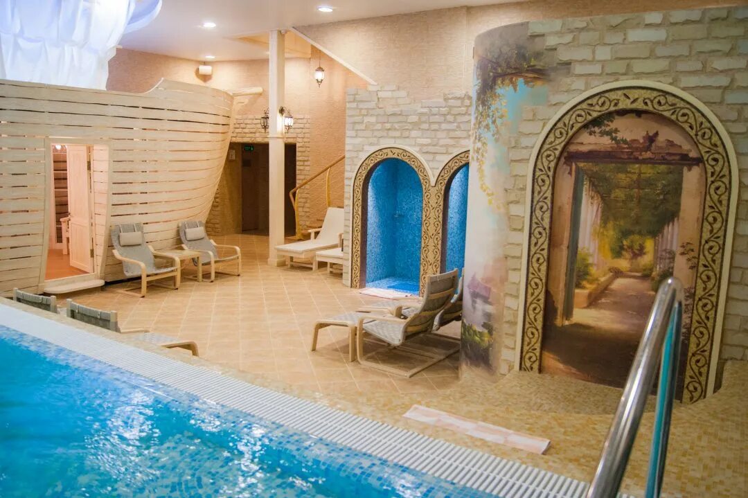 Дмитриев гостиница кристалл. Дмитров московская область гостиница кристалл. Гостиница кристалл дмитров. Кристалл дмитров. Гостиница кристалл дмитров.