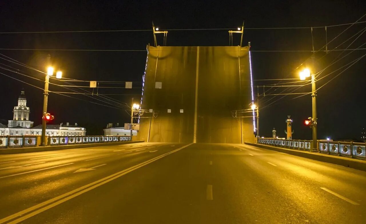 Въезжающие в санкт петербурге