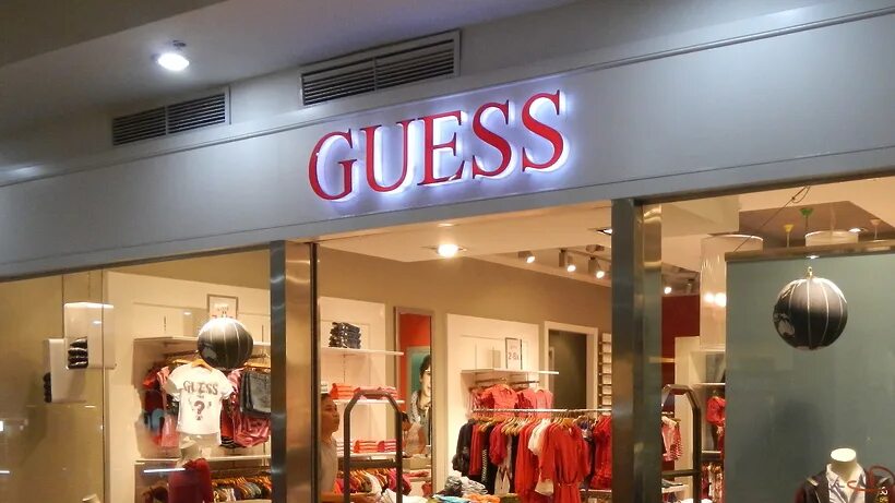 Outlets com. Guess Outlet. Guess American tradition худи Стокманн. Outlet in LAX.