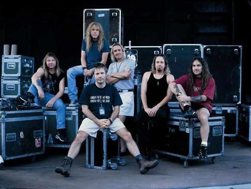 Группа iron maiden клипы. Iron maiden молодые. ирэн мэйдэн группа. iron музыкант. одежда металлиста iron maiden.